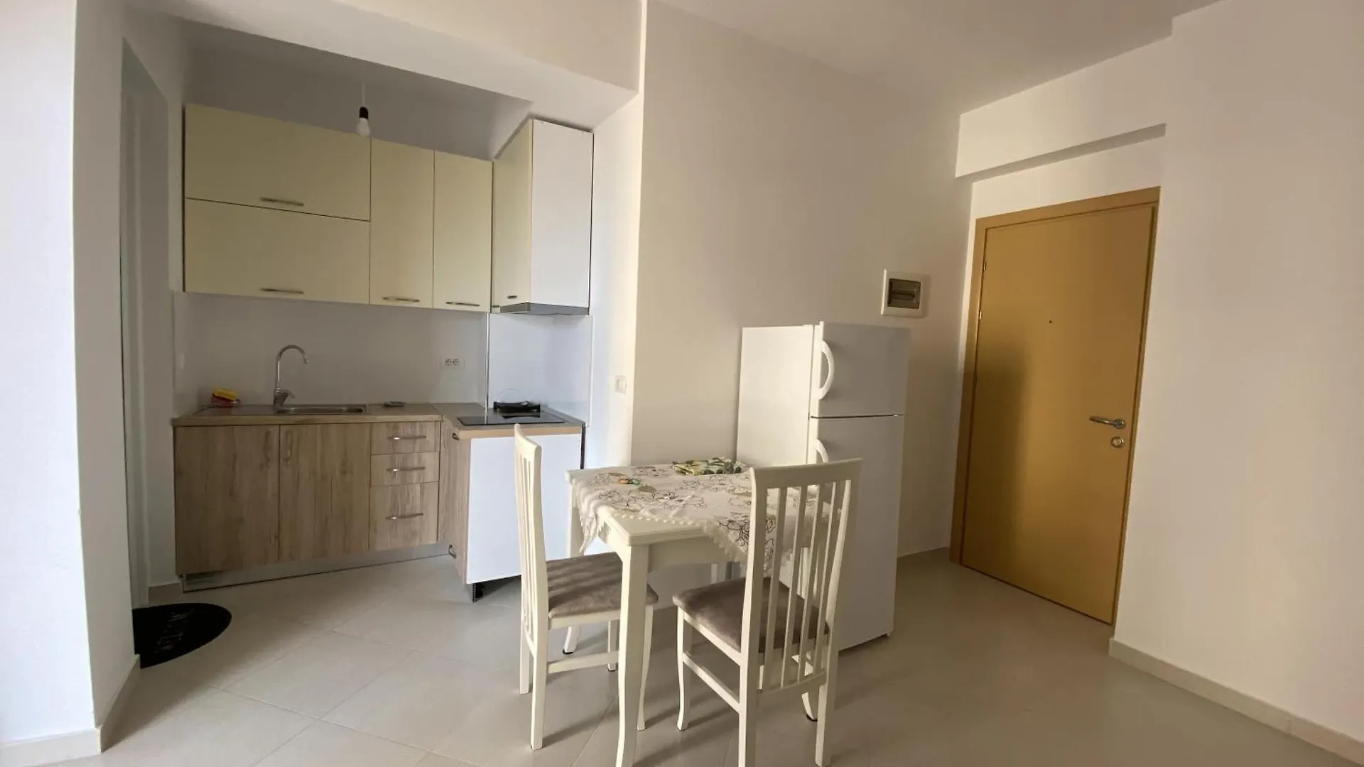 Twins Apartments Saranda