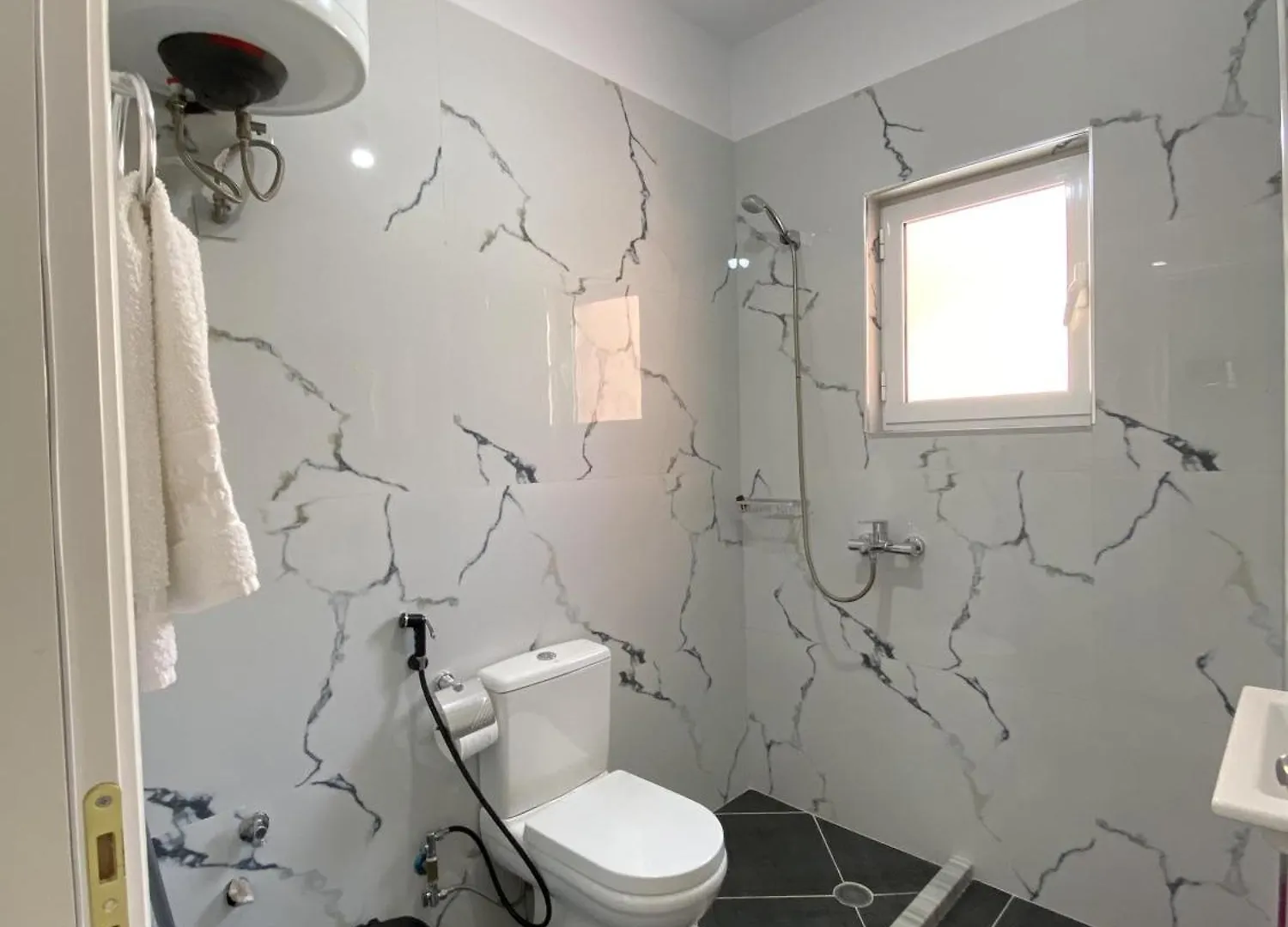 Twins Apartments Saranda